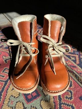 Duckfeet Tan Leather Lace-Up Shearling-Lined Boots